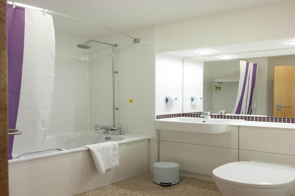 Premier Inn Liverpool Albert Dock Екстер'єр фото