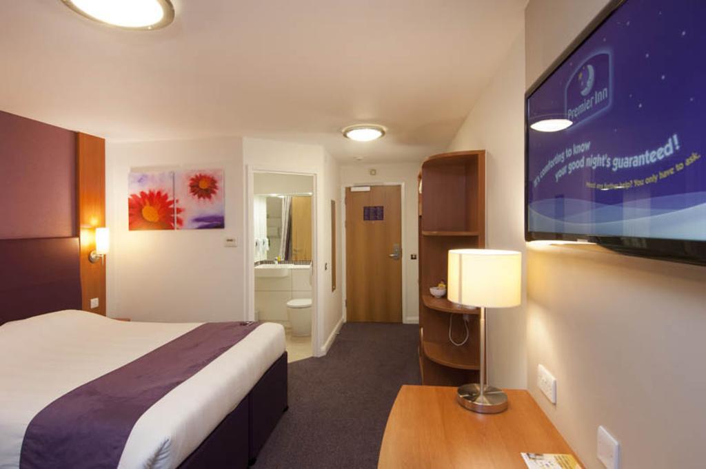 Premier Inn Liverpool Albert Dock Екстер'єр фото